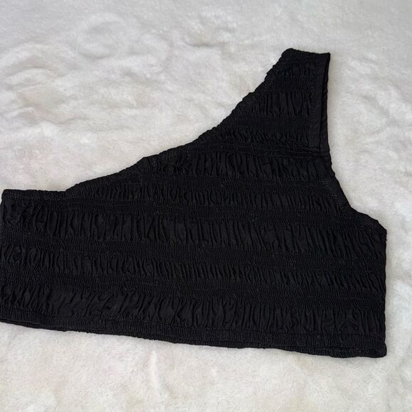 MIKOH PALOPO NAVY ONE SHOULDER
TOP Size 2 US Medium - Picture 6 of 6